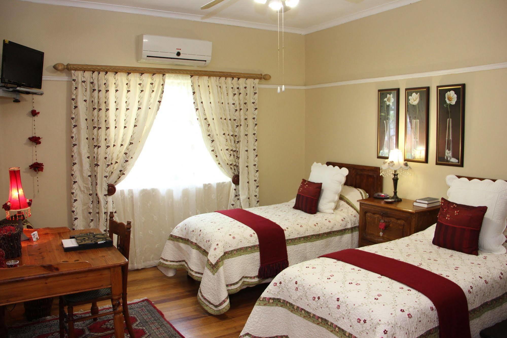 Beau & I Bed & Breakfast Graaff-Reinet Dış mekan fotoğraf